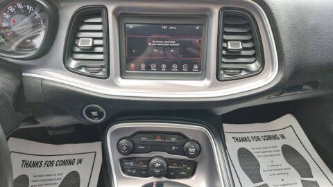 2021 Dodge Challenger SXT