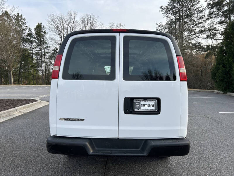 2018 Chevrolet Express 2500