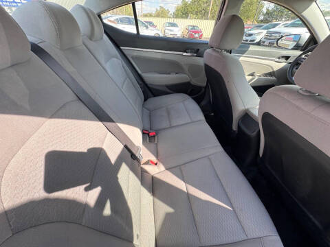 2019 Hyundai Elantra SEL