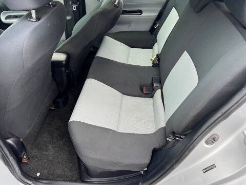 2014 Toyota Prius c Two