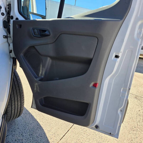 2022 Ford Transit 350 XLT