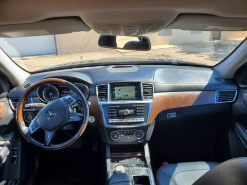 2014 Mercedes-Benz GL-Class GL 550 4MATIC