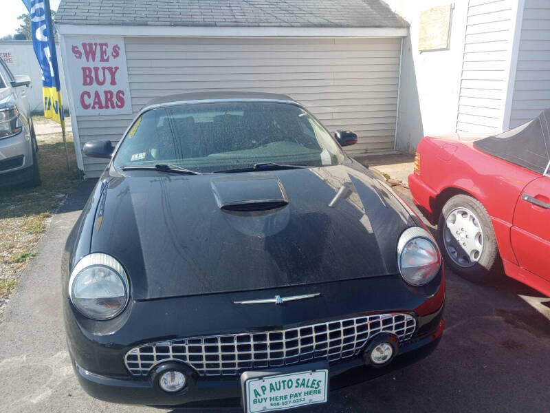 2002 Ford Thunderbird Deluxe photo 3