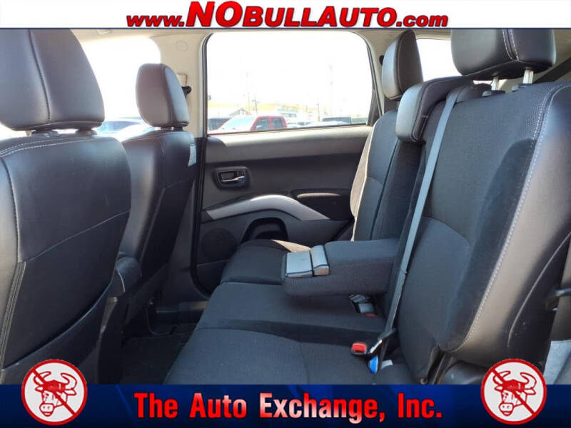 2012 Mitsubishi Outlander SE