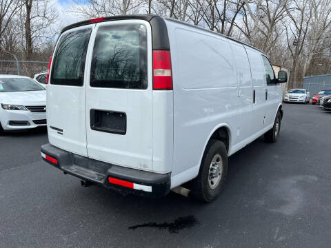 2013 Chevrolet Express 2500