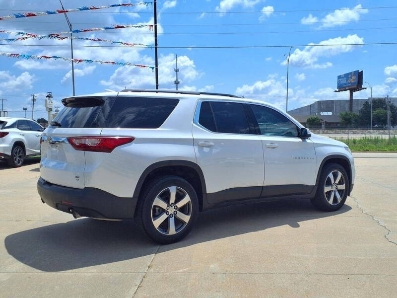 2021 Chevrolet Traverse LT Leather