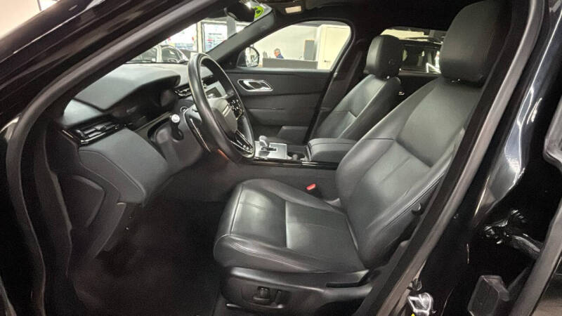 2025 Land Rover Range Rover Velar P250 Dynamic SE