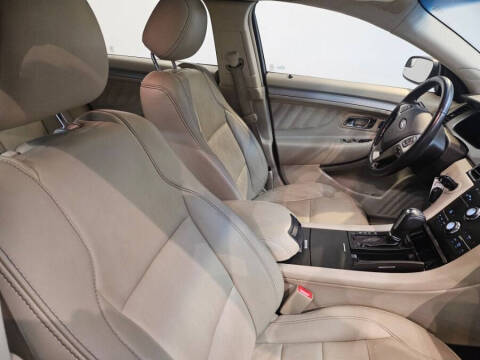 2014 Ford Taurus SEL