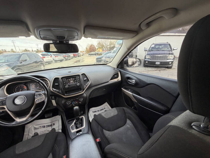 2017 Jeep Cherokee Sport Altitude