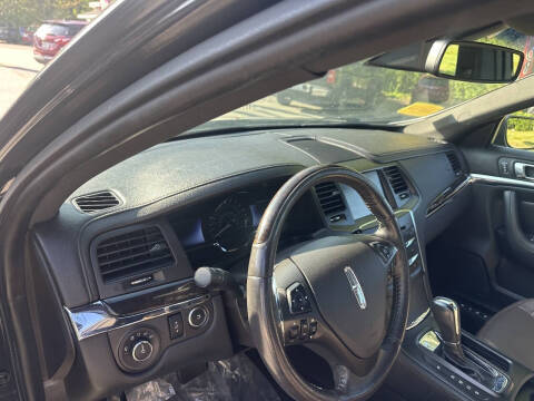 2015 Lincoln MKS