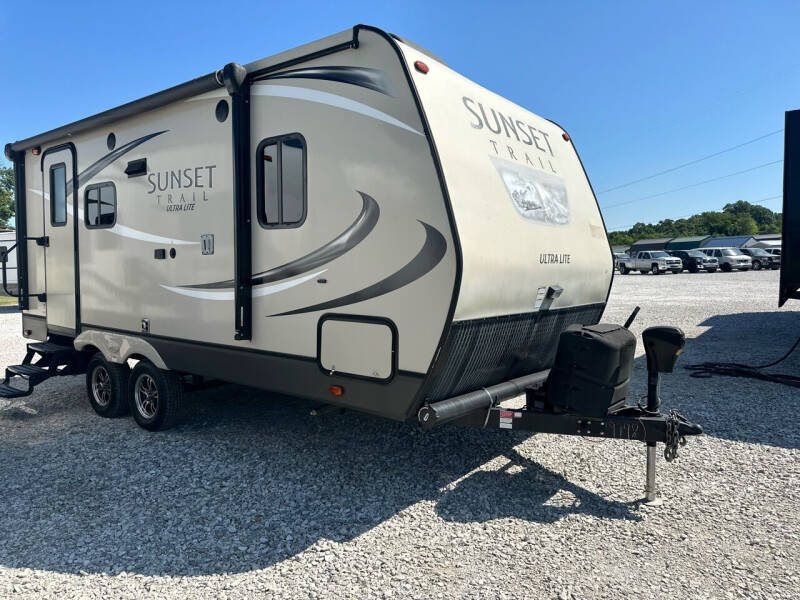 2017 Crossroads RV Sunset Trail Ultra Lite