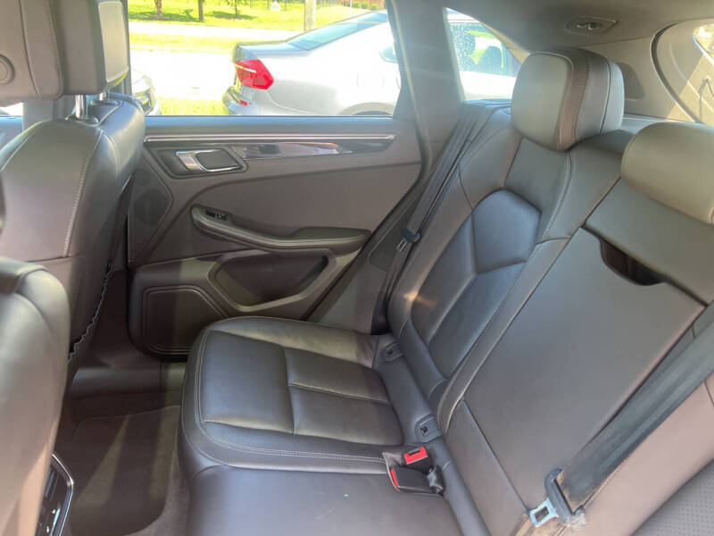 2016 Porsche Macan S