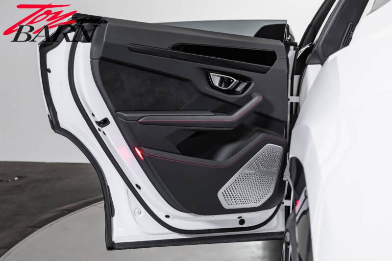 2022 Lamborghini Urus