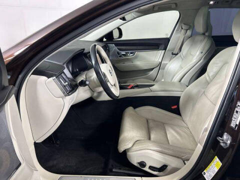 2017 Volvo V90 Cross Country T6