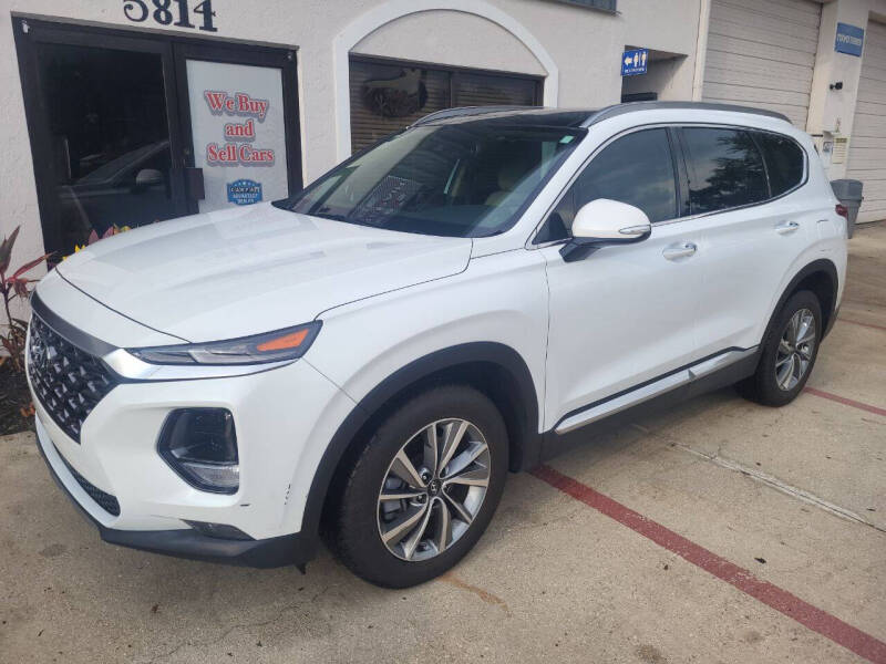 2019 Hyundai Santa Fe Limited's photo