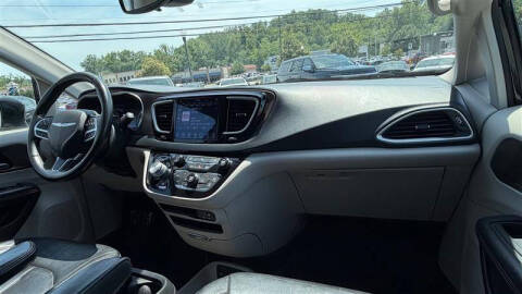 2018 Chrysler Pacifica Touring L