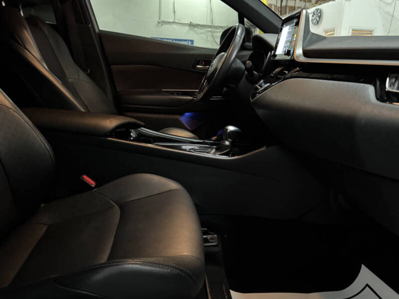 2019 Toyota C-HR Limited