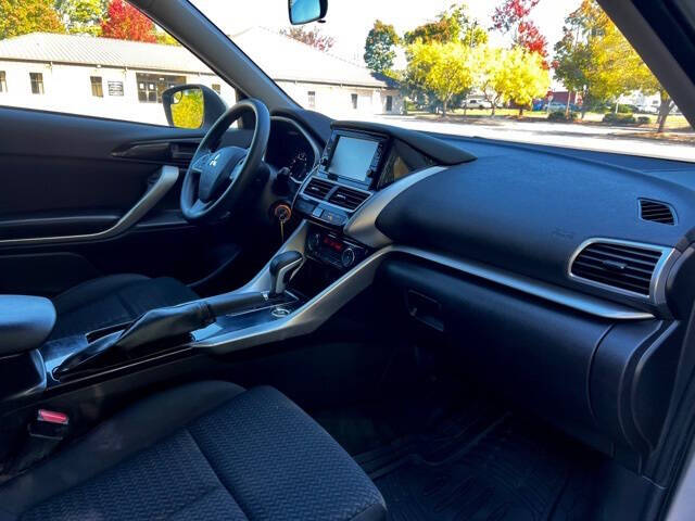 2020 Mitsubishi Eclipse Cross ES