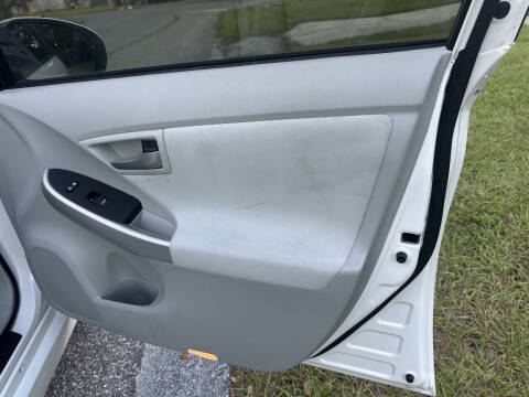 2015 Toyota Prius Two