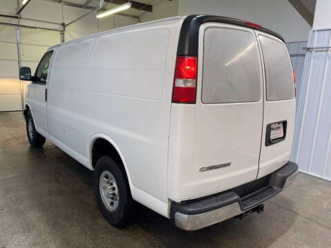2017 Chevrolet Express 2500