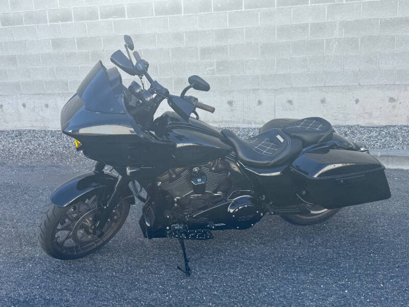 2022 Harley-Davidson Road Glide ST
