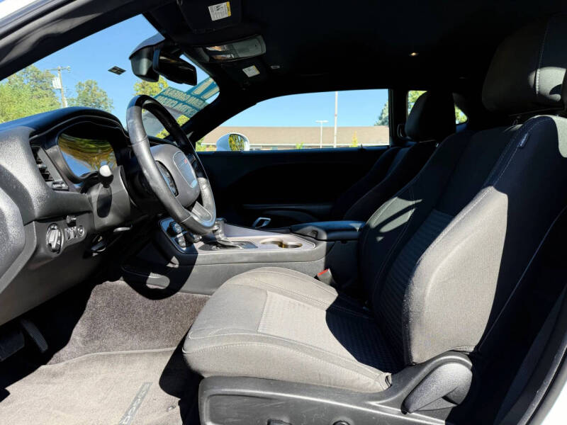 2017 Dodge Challenger