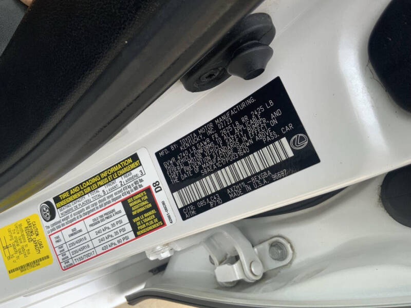 2023 Lexus ES 300h Luxury