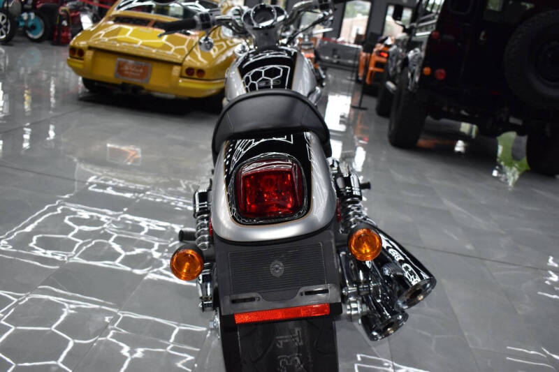 2003 Harley-Davidson V-Rod
