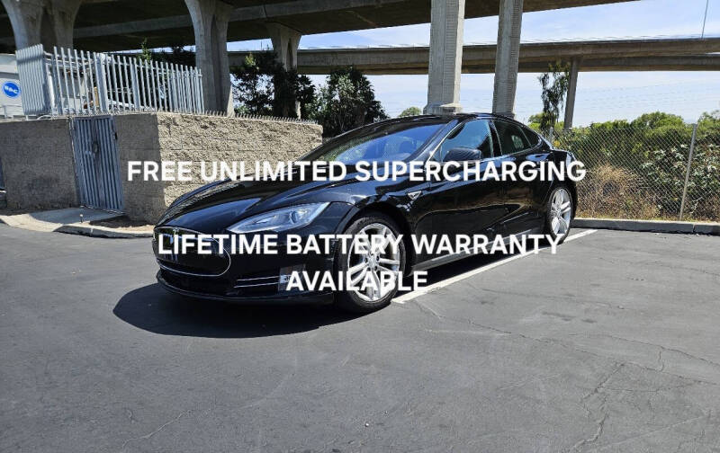 2015 Tesla Model S 85D