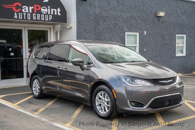 2020 Chrysler Pacifica Touring