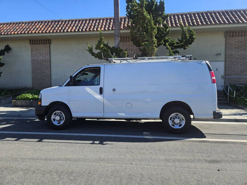 2018 Chevrolet Express 2500