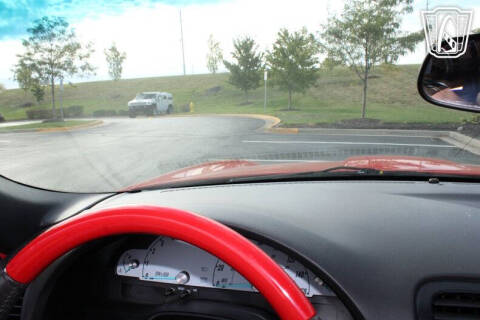 2002 Ford Thunderbird Deluxe