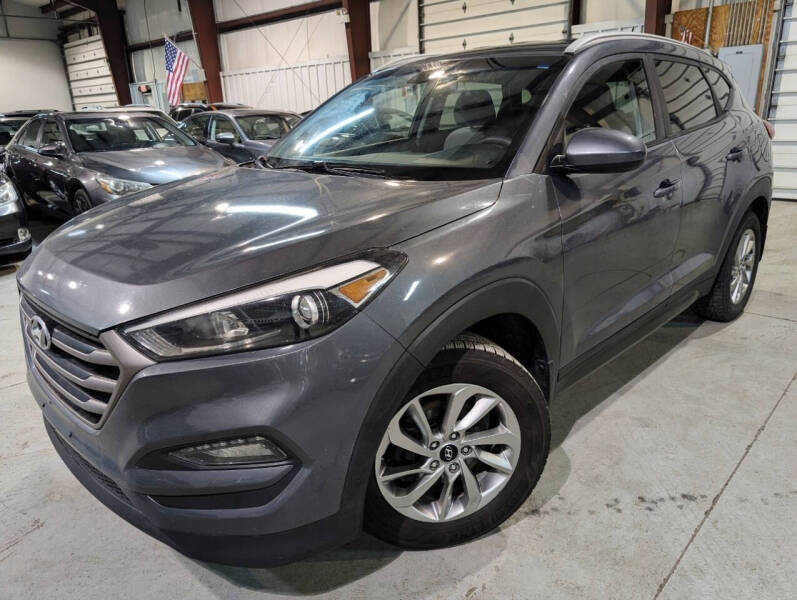 2016 Hyundai Tucson for sale at Nice Ride Auto Wholesale in Eastlake OH