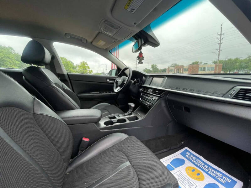 2019 Kia Optima S