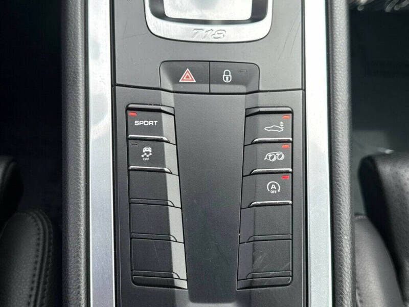 2019 Porsche 718 Cayman