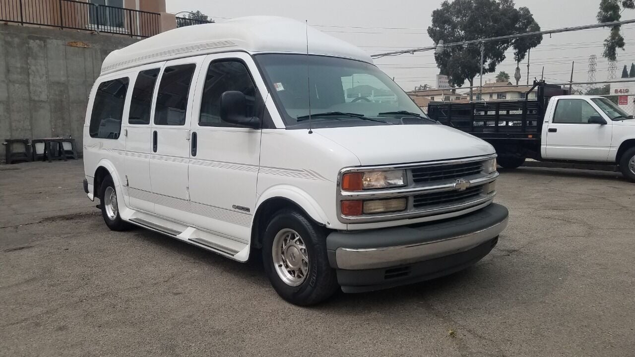 Used Conversion Van For Sale in Los 