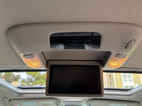 2004 Toyota Sequoia Limited