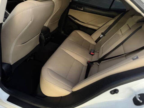 2019 Lexus IS 300
