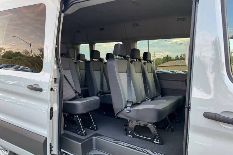 2025 Ford Transit