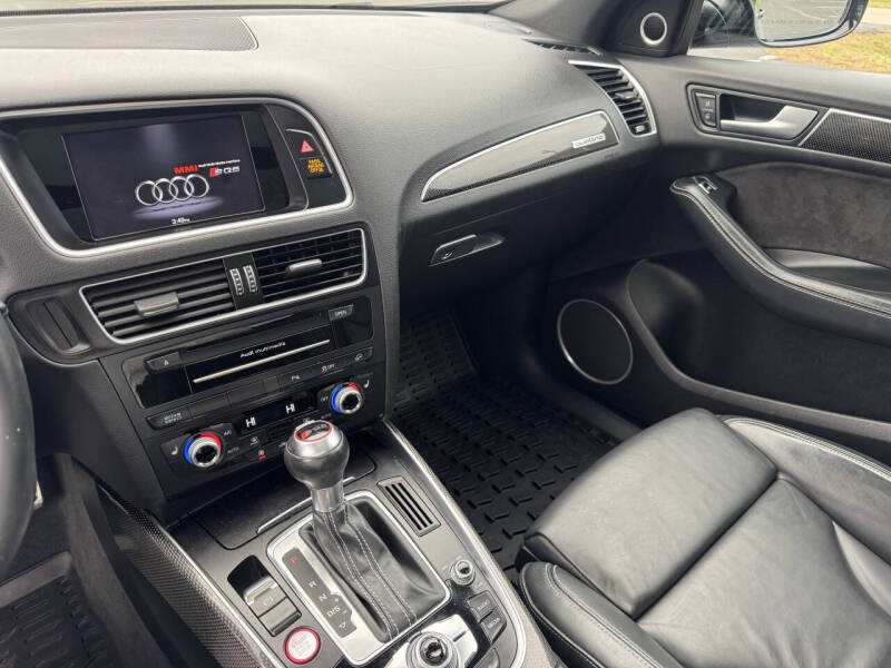 2017 Audi SQ5 3.0T quattro Premium Plus