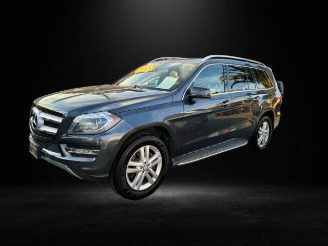 2013 Mercedes-Benz GL-Class for sale at Country Motors in Salinas, CA