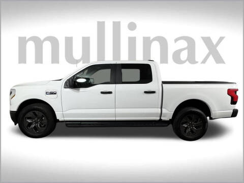 2025 Ford F-150 Lightning Pro