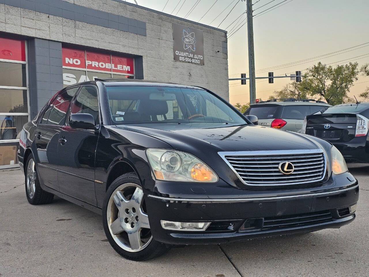 2005 Lexus LS 430 for sale at Quantum Auto Co in Plainfield, IL