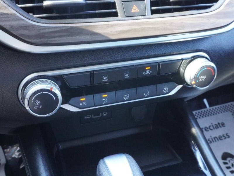 2023 Nissan Altima 2.5 SV