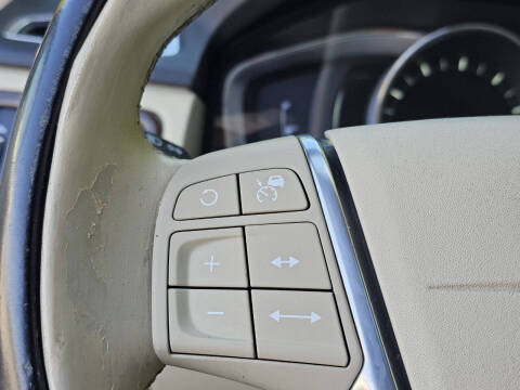 2015 Volvo XC70 T5 Drive-E Platinum