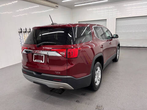2017 GMC Acadia SLE-1