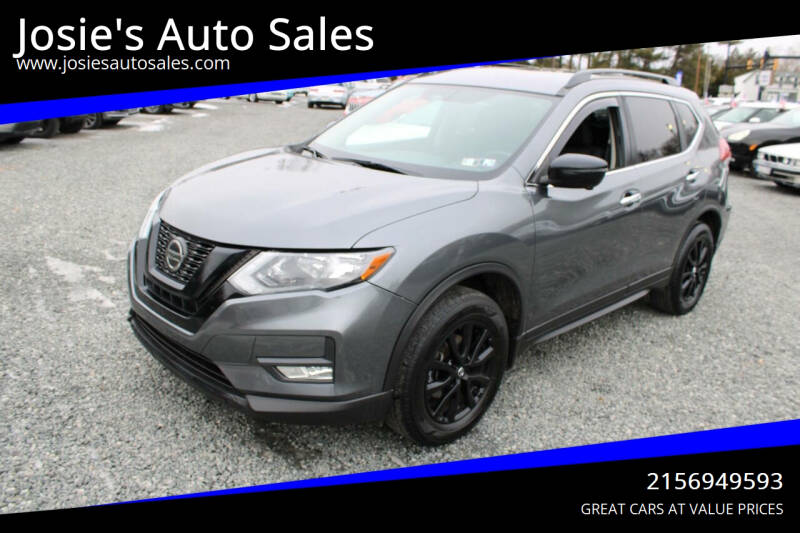 2018 Nissan Rogue SV's photo