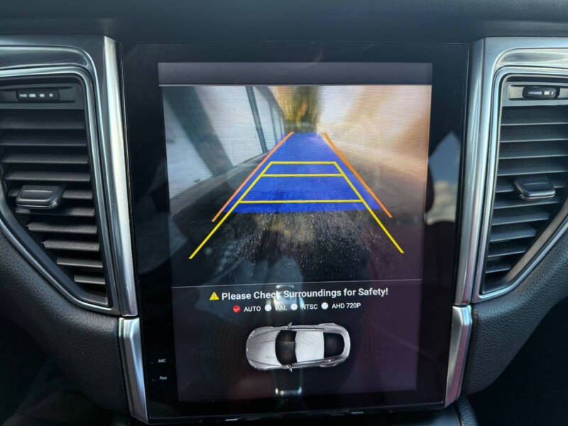 2016 Porsche Macan S