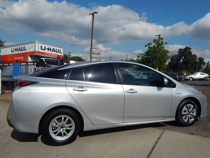 2017 Toyota Prius Two