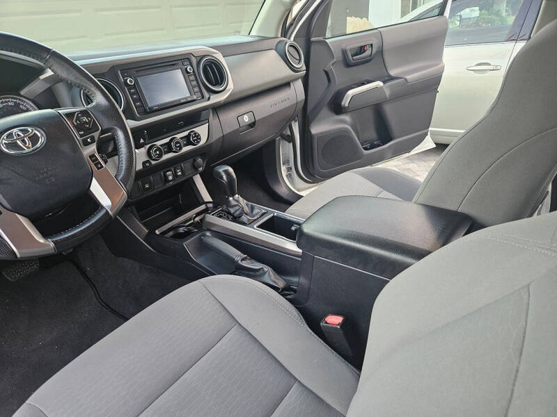 2018 Toyota Tacoma SR5 V6